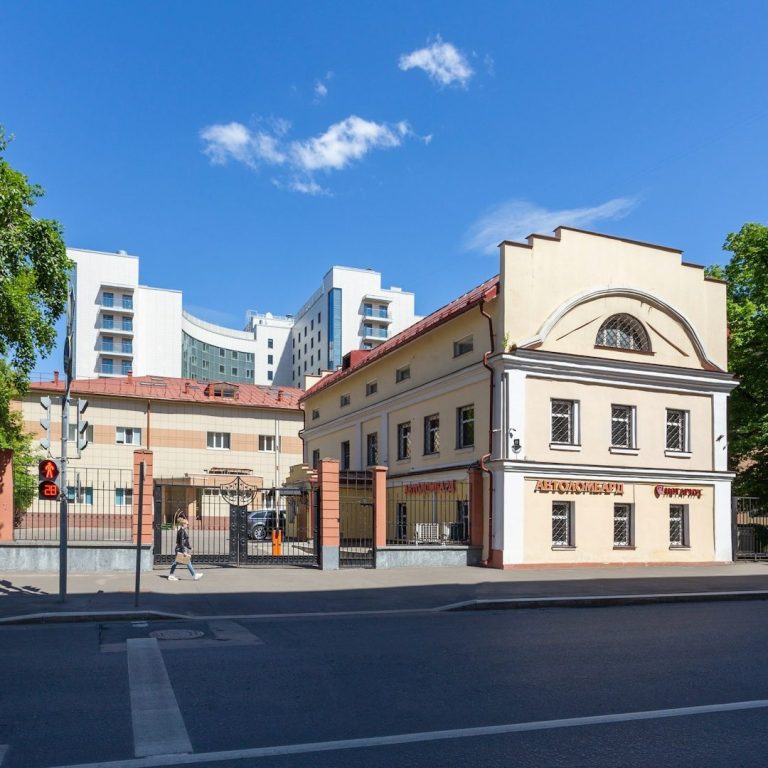 Urban professional setting representing mobile notary and loan signing agent services for legal and real estate documents.